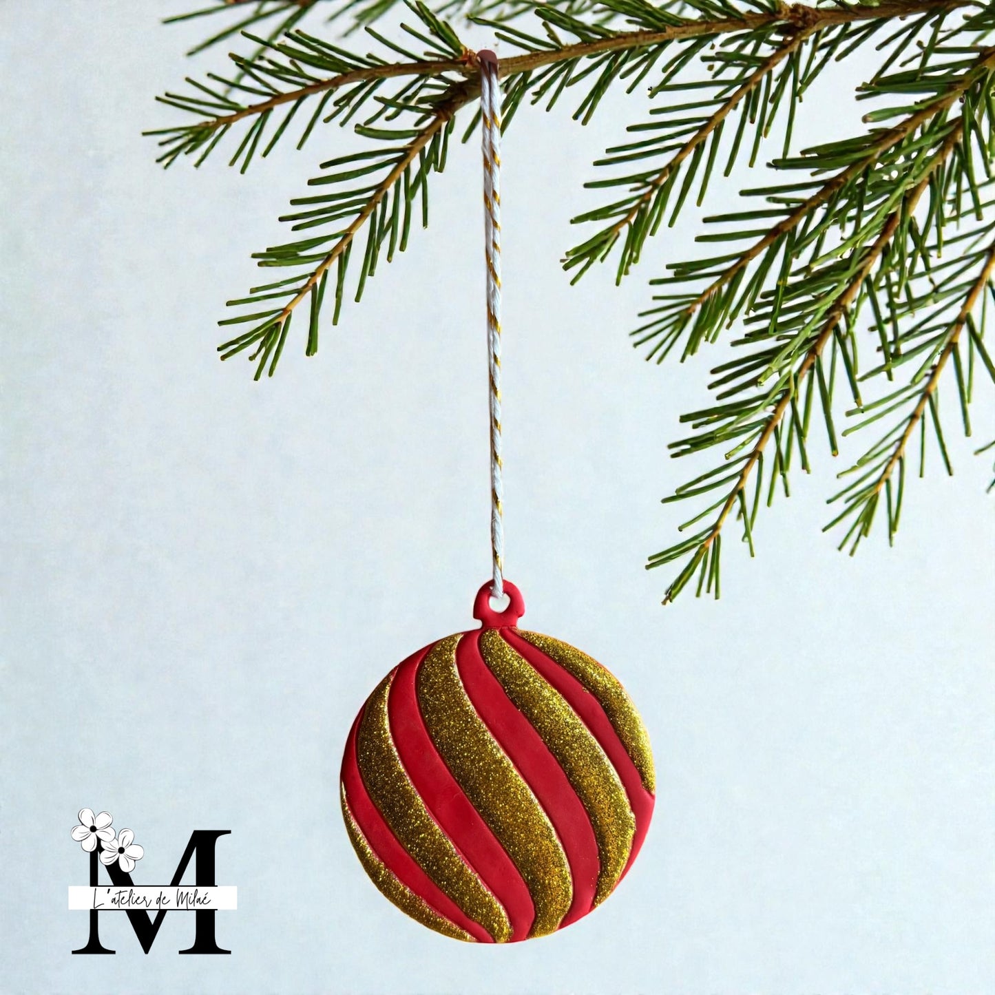 Suspension boule pailletée