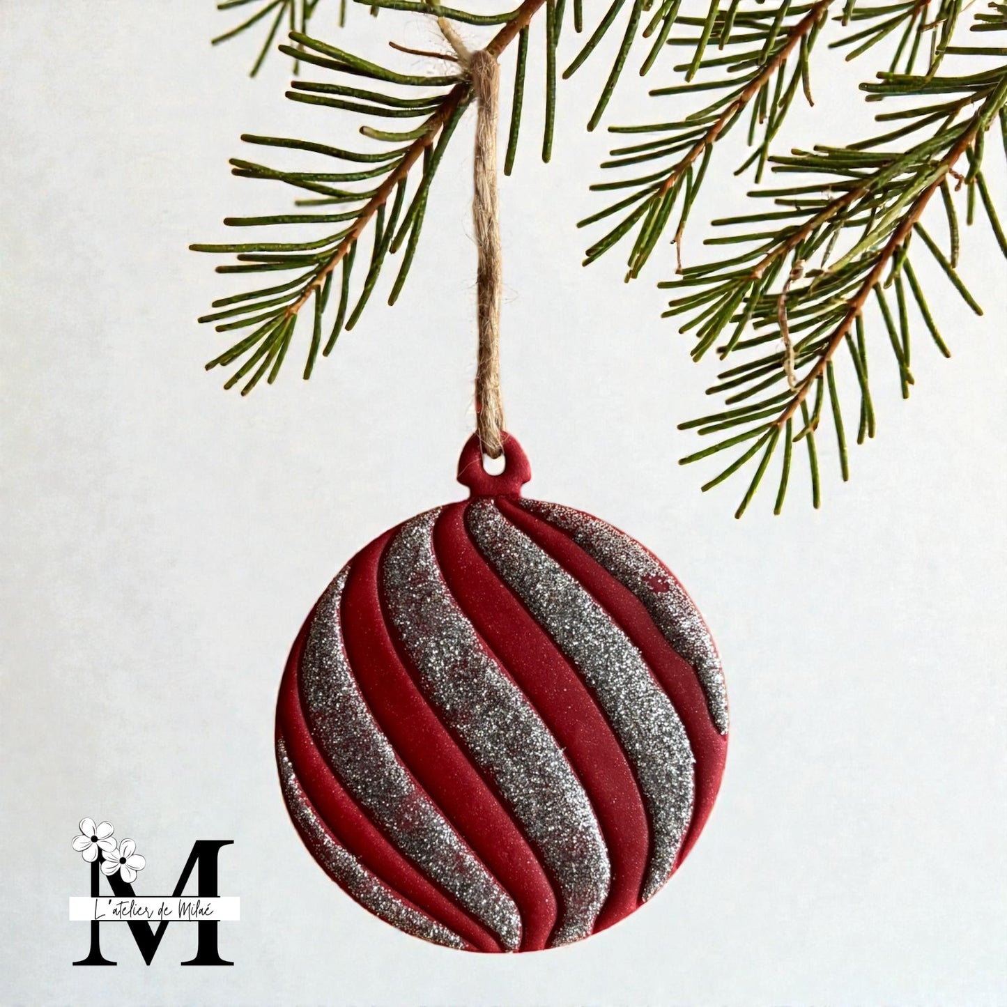 Suspension boule pailletée