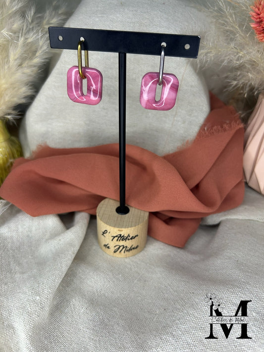 Pampille carrée rétro marbré rose en pâte polymère artisanale
